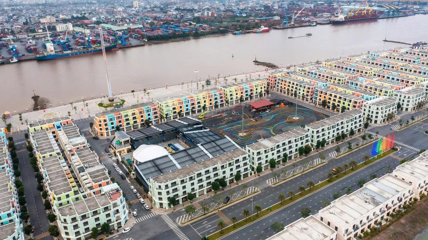 Toàn cảnh Đảo Hoàng Gia